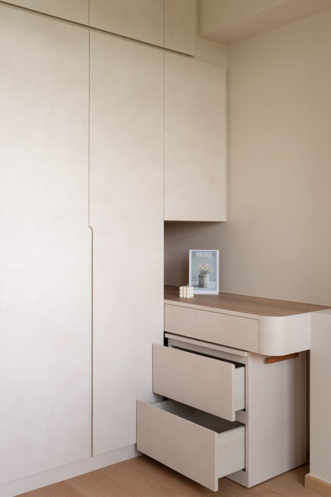 Wardrobe Detail 3-Edit